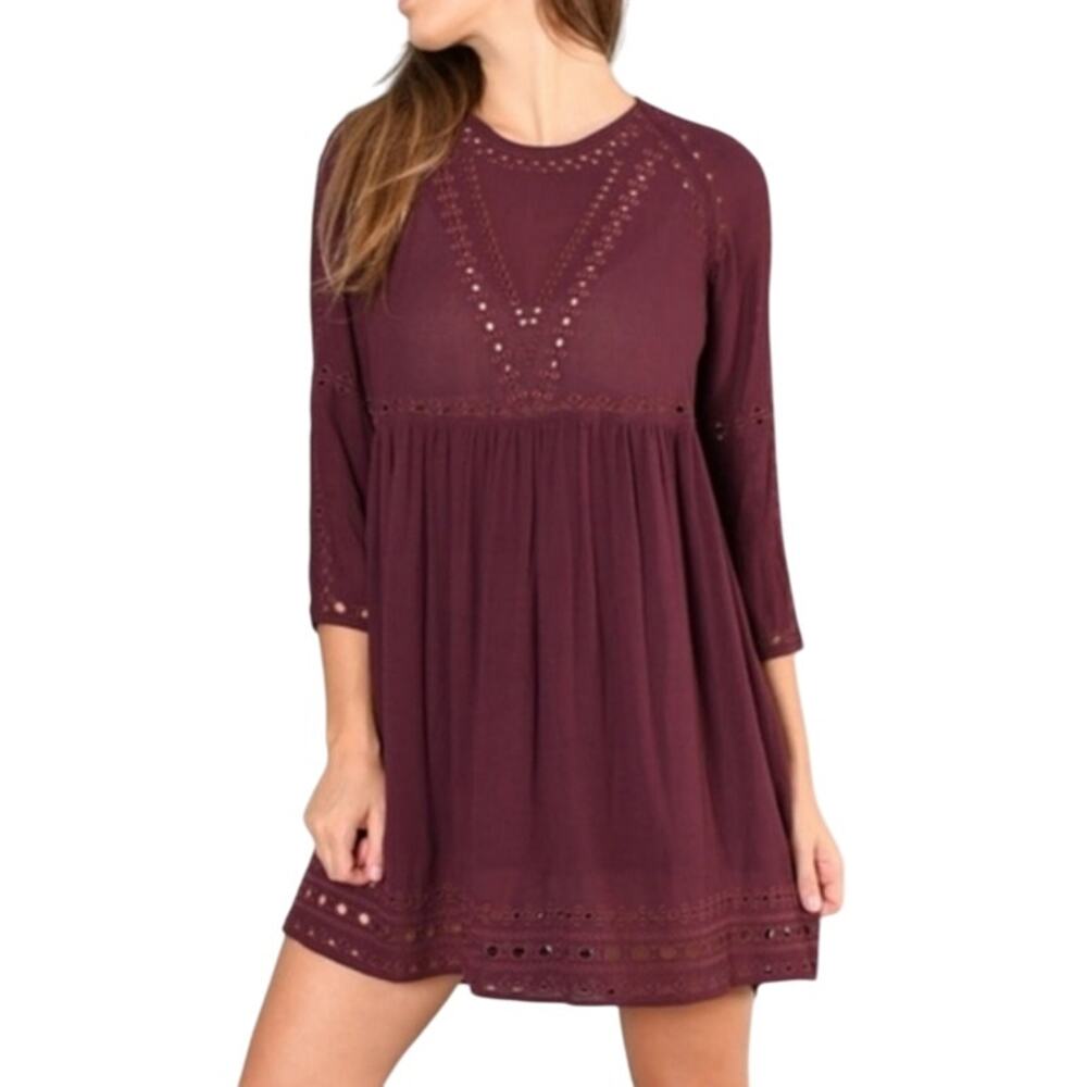 Wilfred Aritzia Womens Size XXS Burgundy Eyelet Embroidered Loisel Mini Dress